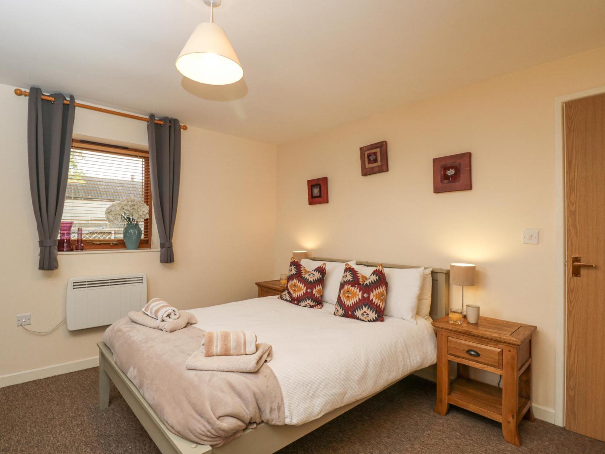 Roan Cottage Lydiard Millicent Екстер'єр фото